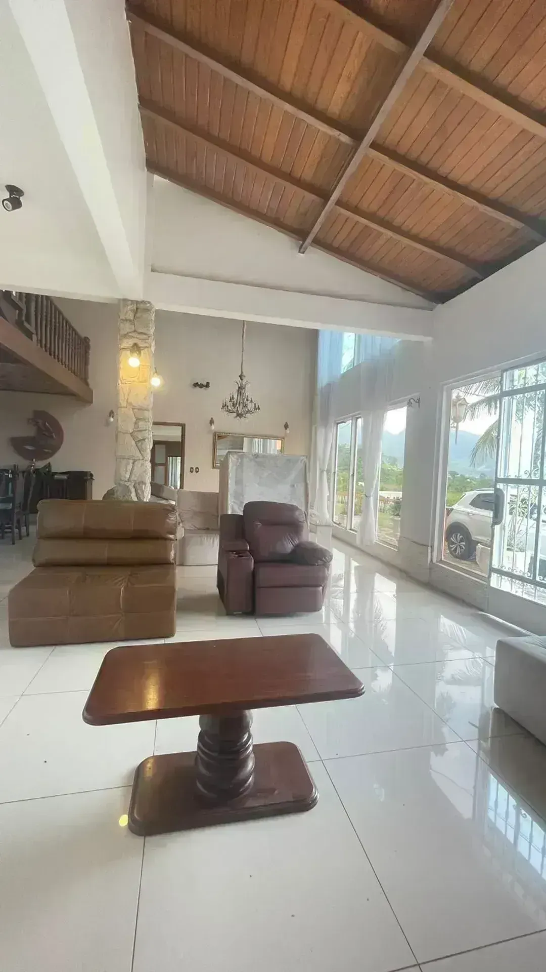 Furnished house with 5 en-suite bedrooms and 10 baths — photo 2