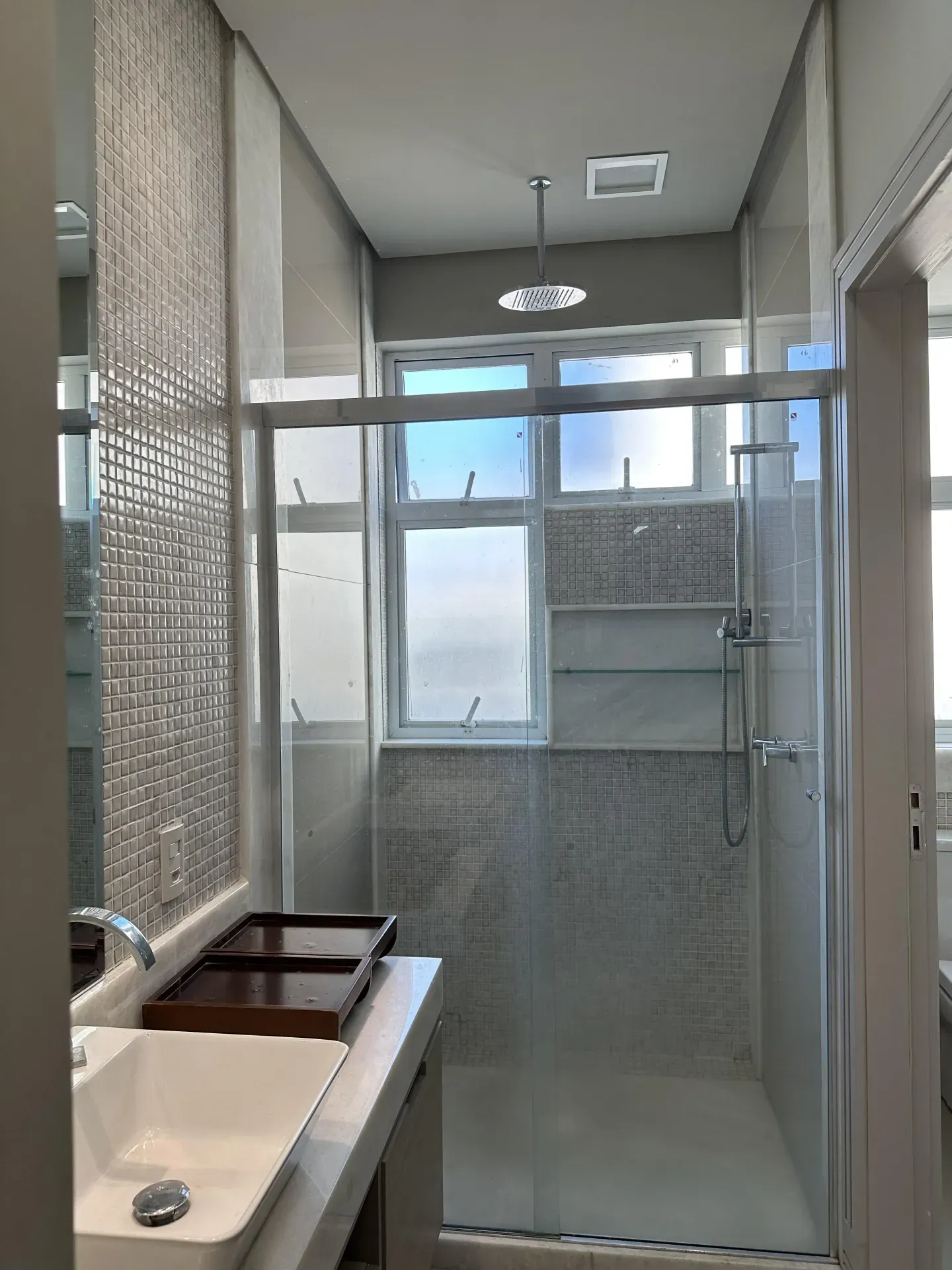 Condominium house with 4 bedrooms and 5 bathrooms — photo 26