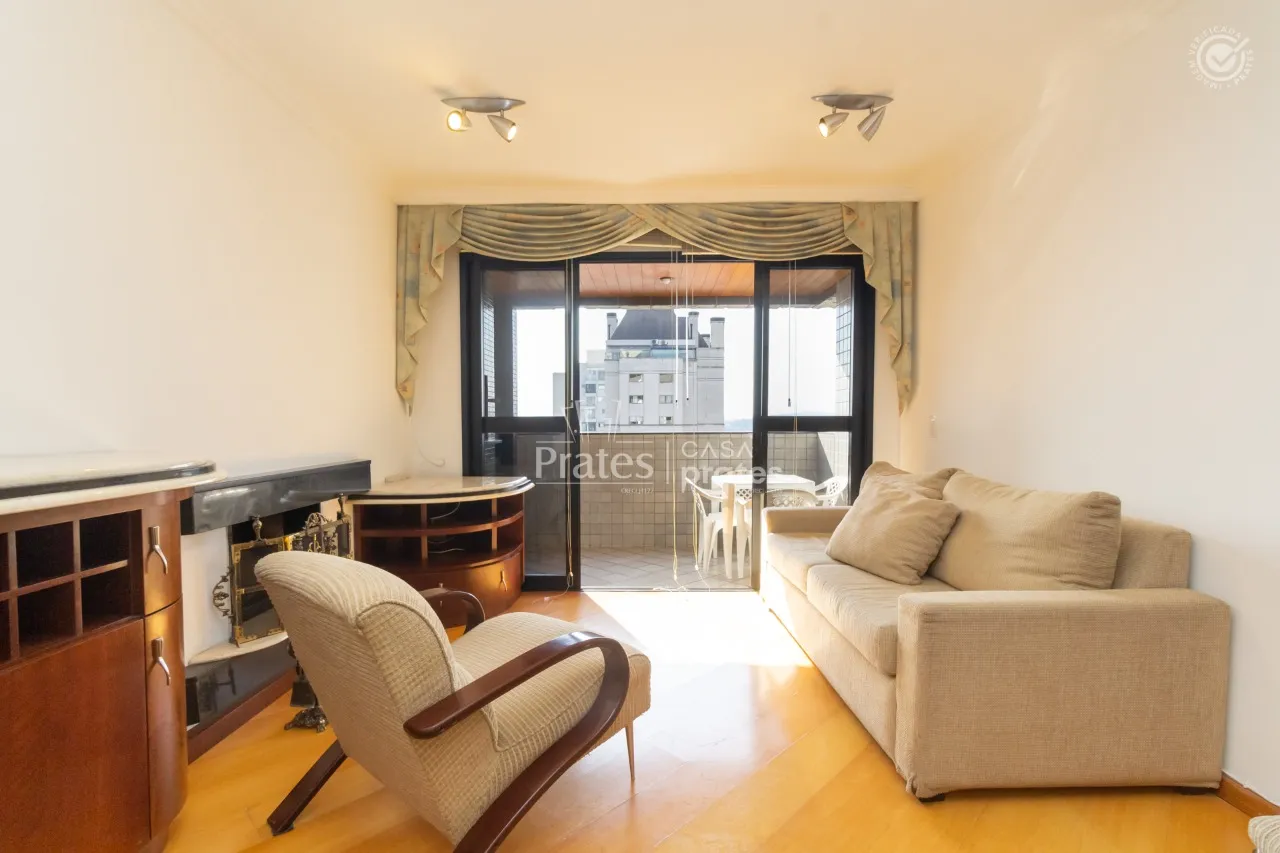 121 m² rental apartment with 3 bedrooms — photo 2