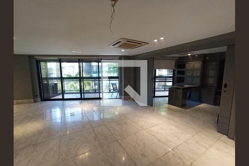 Rental apartment with 3 bedrooms and 160 m² — photo 10