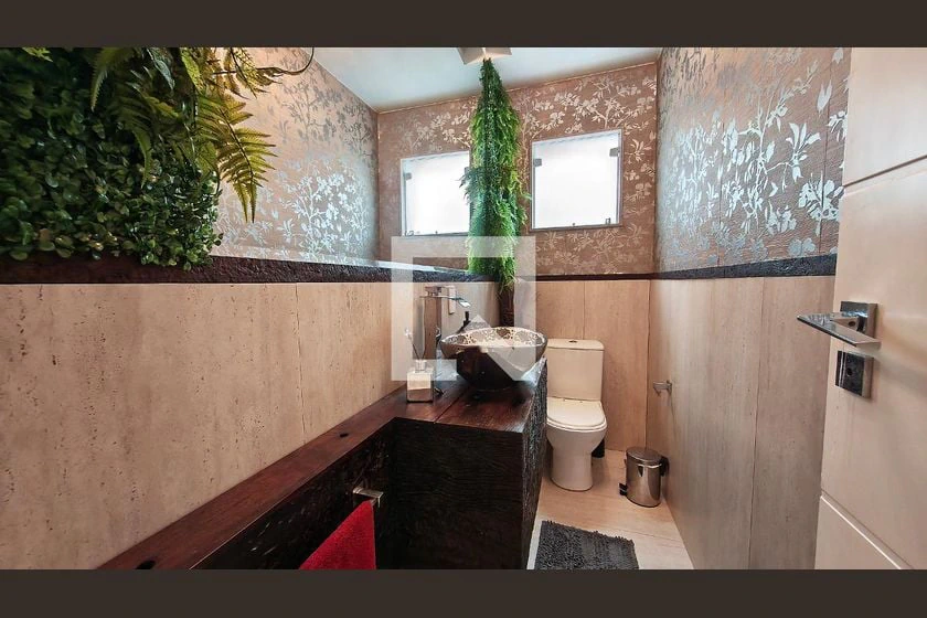 House, 430 m², with a private pool — photo 27