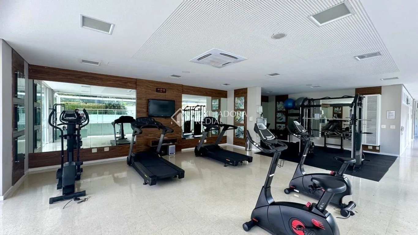 Квартира 60 м² с видом на горы и рабочим местом — photo 12