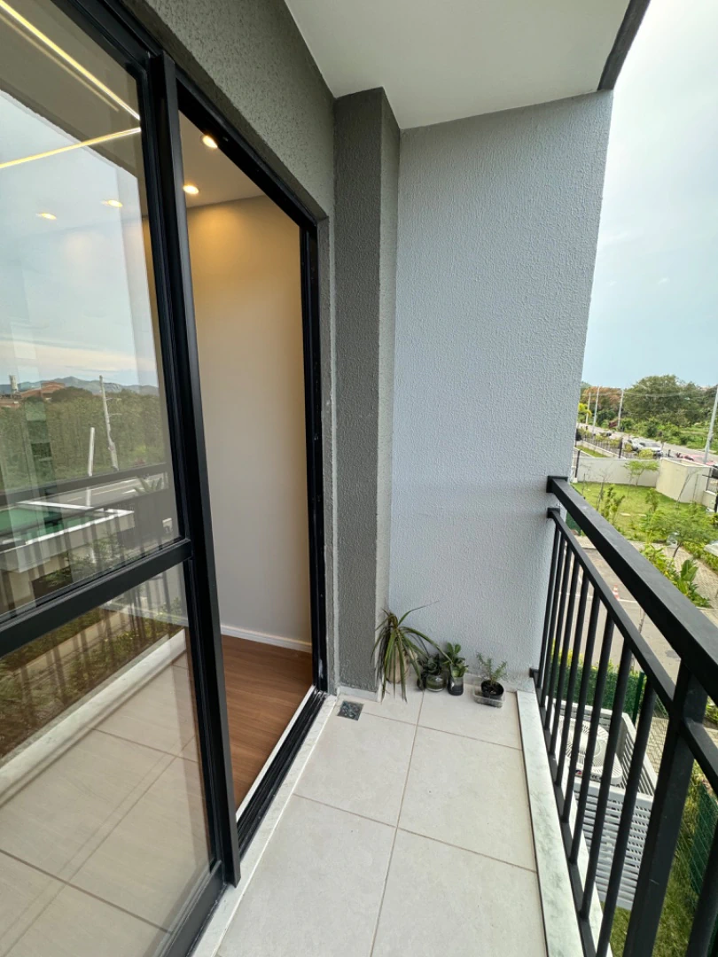 Mountain view in a 2-bedroom apartment, 42 m² — photo 12