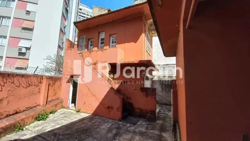 Casa para locação com 5 quartos e 401 m² e cozinha planejada — photo 17