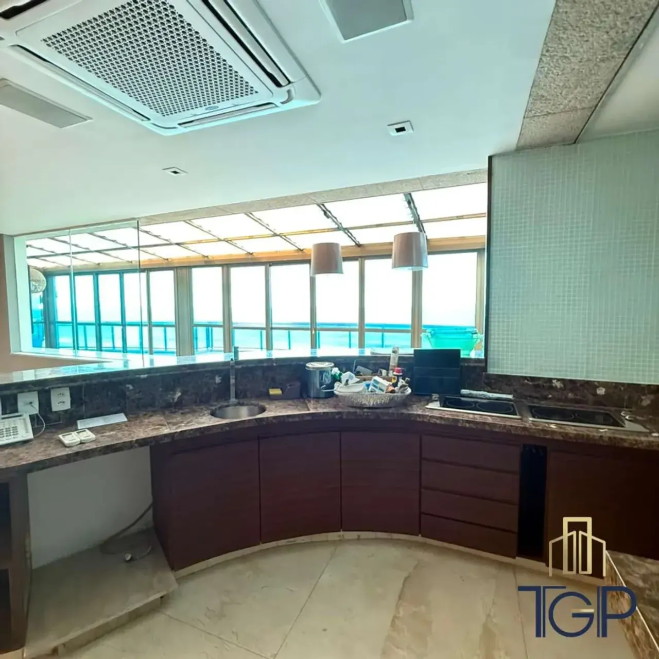 779 m² apartment with water view and 5 parking — photo 11