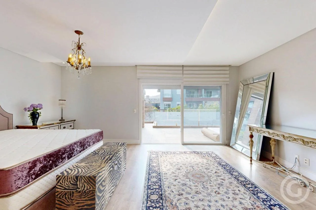 House with 5 en-suite bedrooms and 388 m² open-plan kitchen