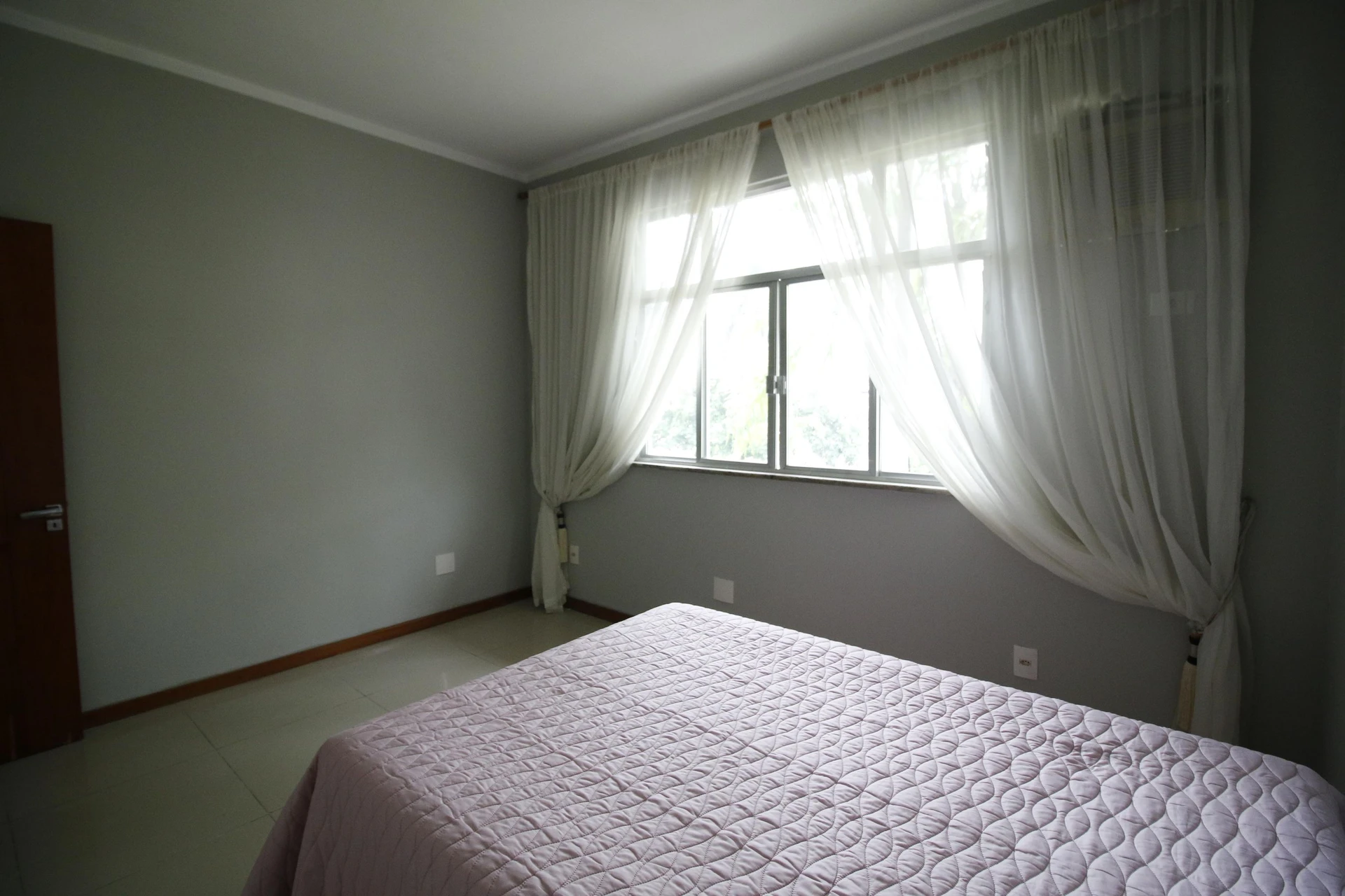 Condo house with 4 bedrooms and 2 en-suites, 3 parking — photo 24