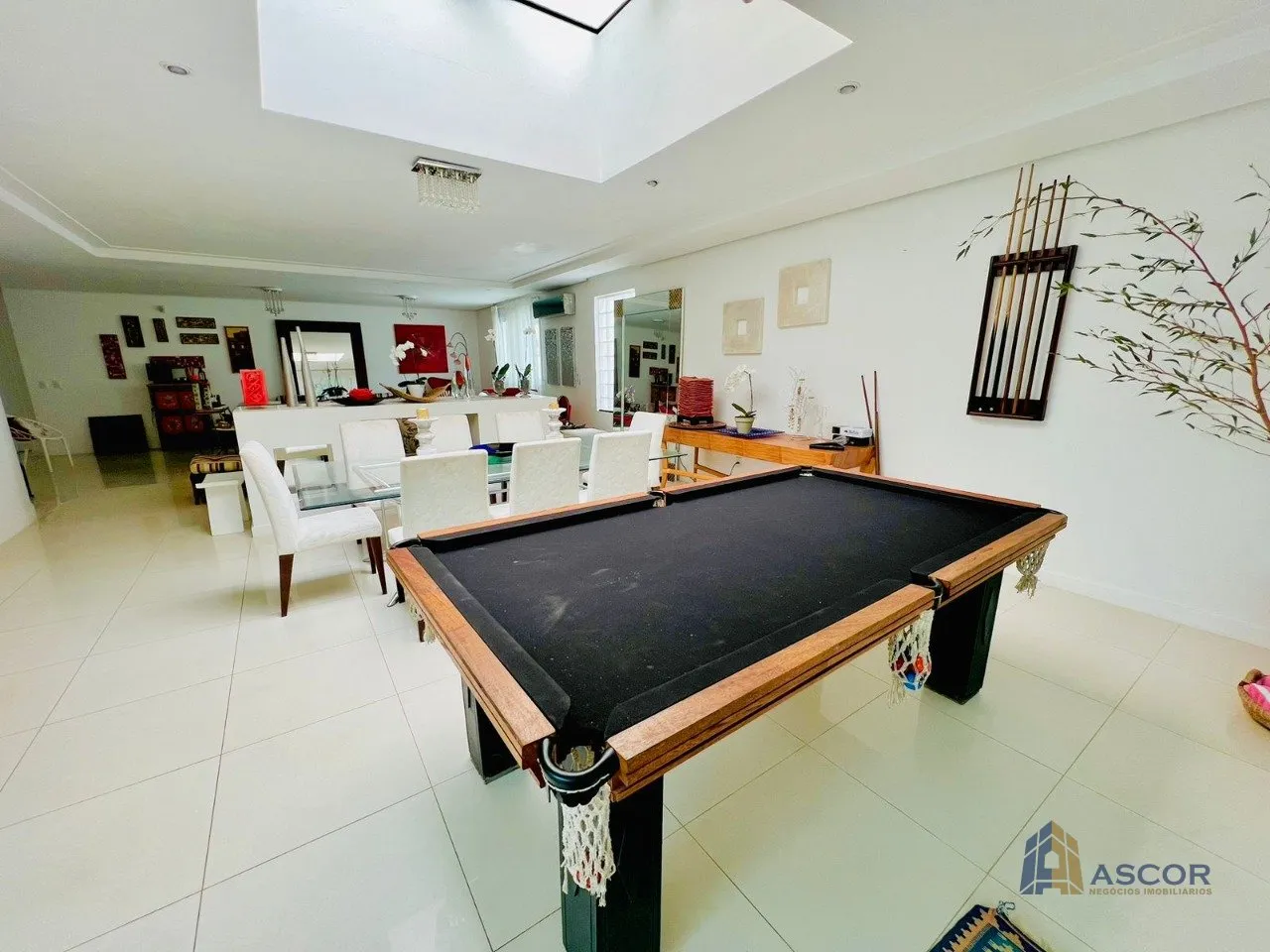 Furnished house with 7 bedrooms and open kitchen — photo 58