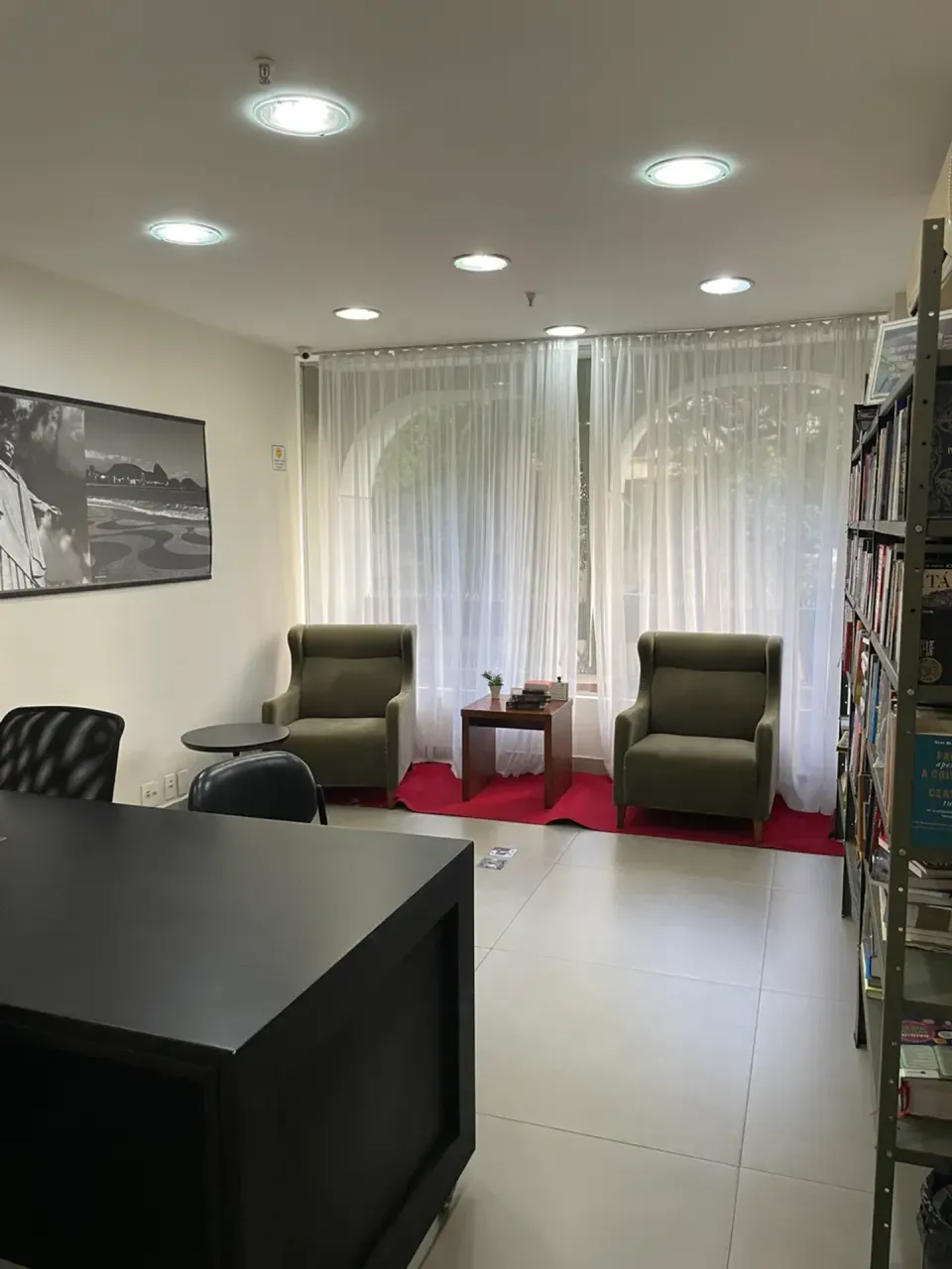 Apartamento mobiliado com 1 dormitório, 2 banheiros e 1 vaga — photo 14
