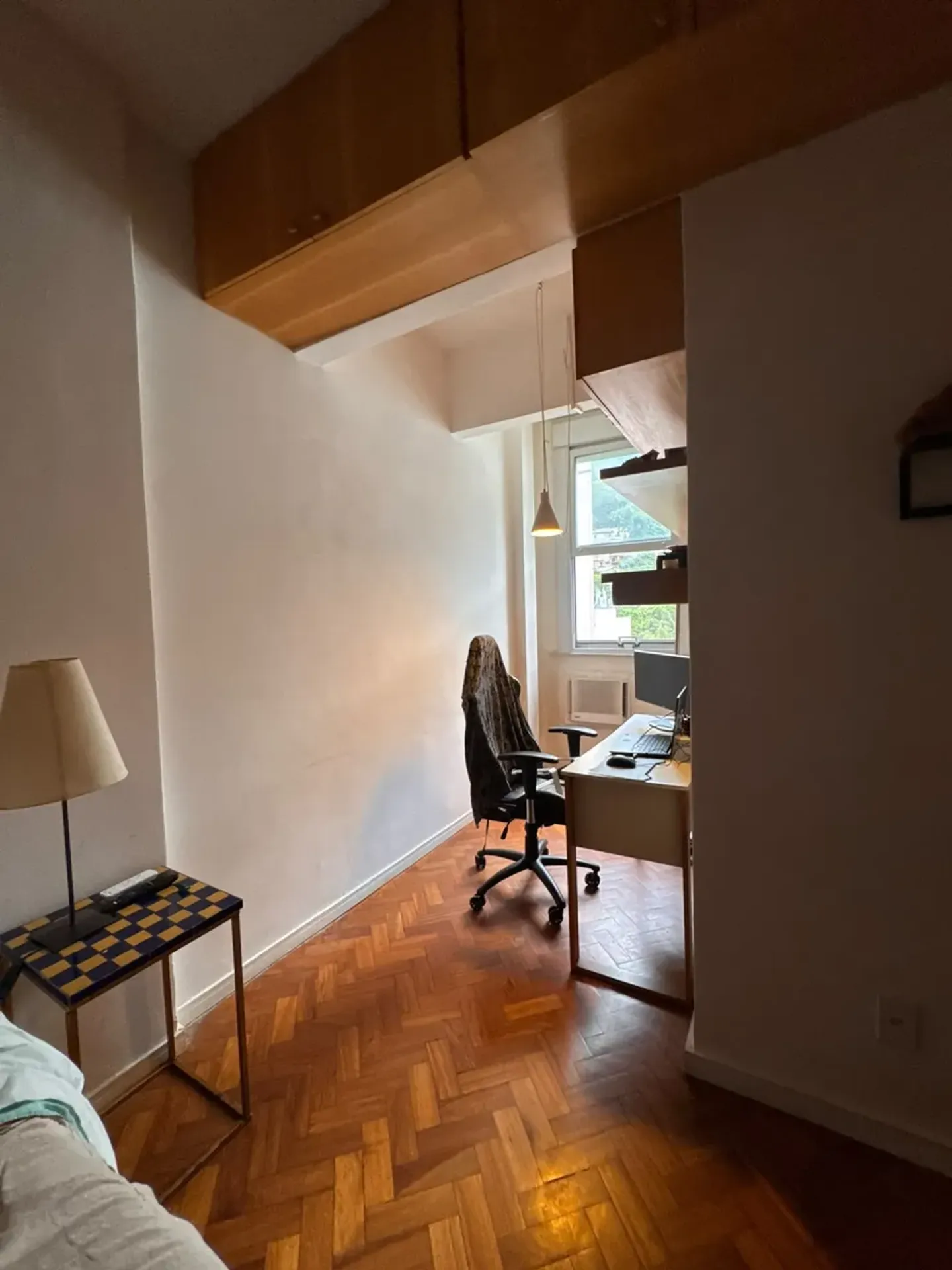 2-bedroom apartment with a mountain view — photo 7