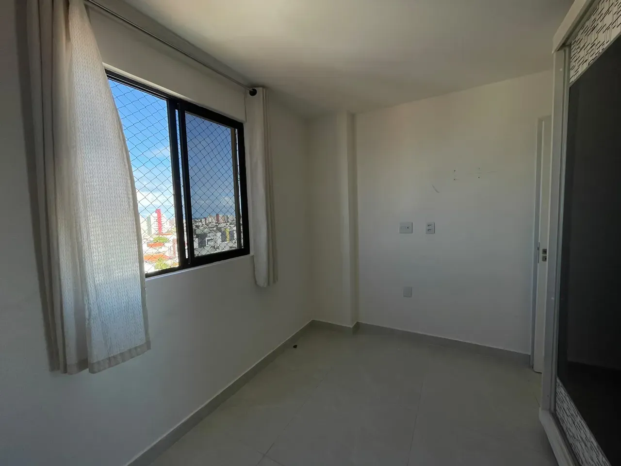 2-bedroom apartment with en-suite and 6th floor — photo 17