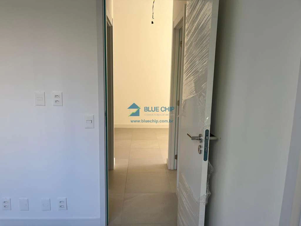 Apartamento sem mobília de 95 m² com varanda — photo 2