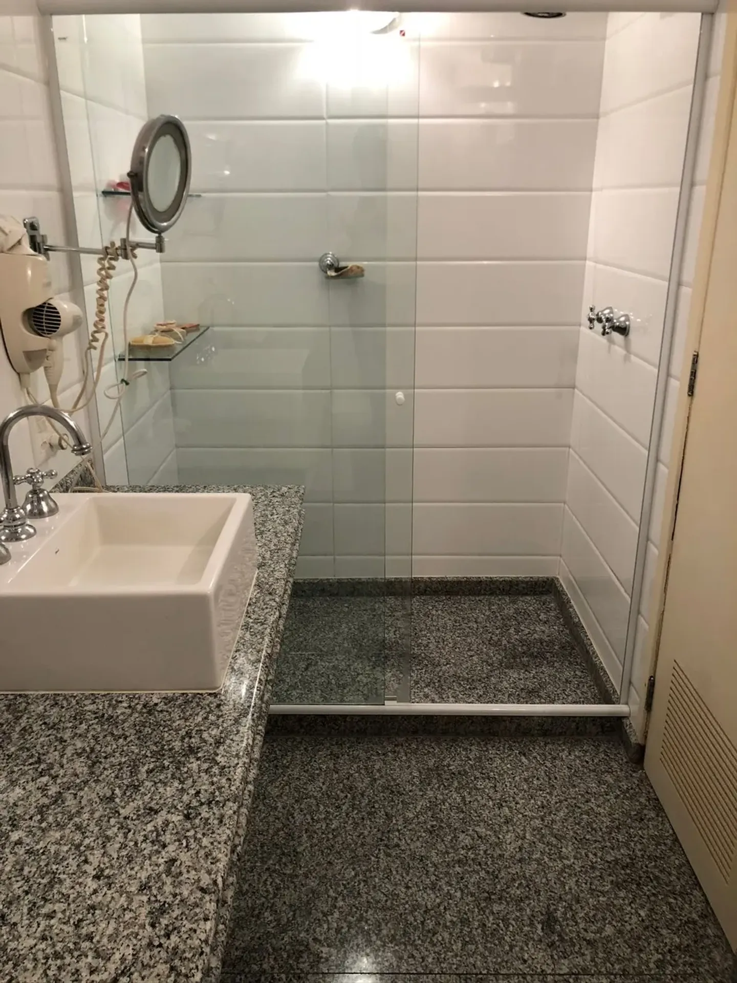 Apartamento de 4 quartos com 4 vagas e varanda fechada — photo 27