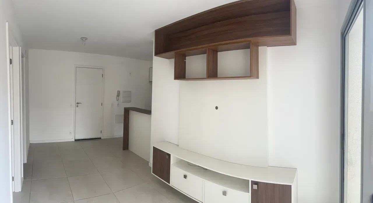 1-bedroom apartment with open-plan gas kitchen — photo 10