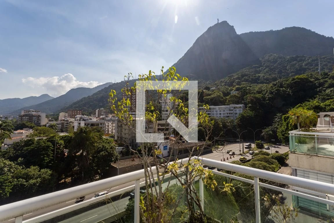 1-bedroom apartment with balcony and private BBQ grill — photo 28