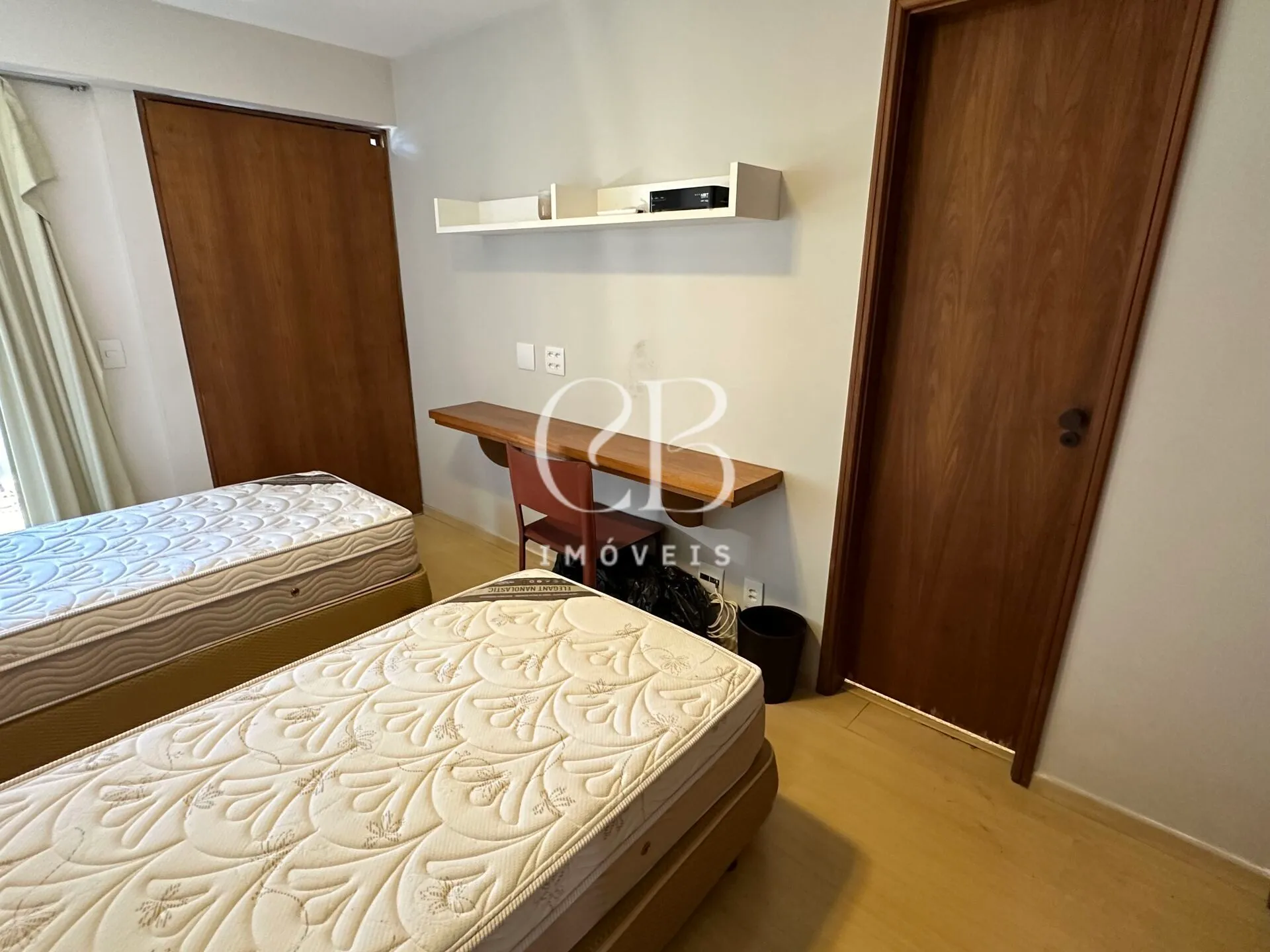 Furnished 2-bedroom apartment with 2 bathrooms — photo 21