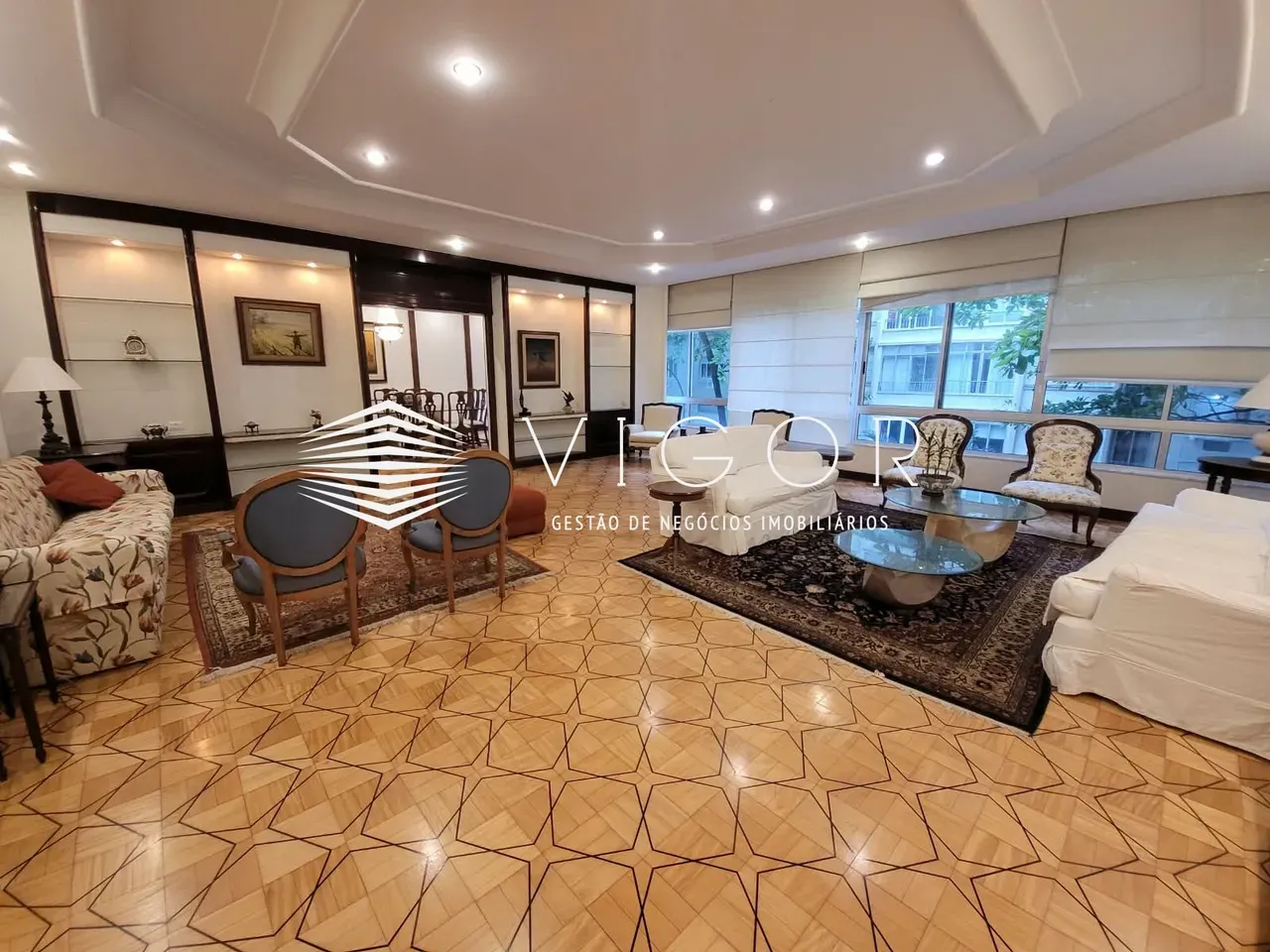 Furnished 347 m² apartment on the 2nd floor, 4 bedrooms — photo 9
