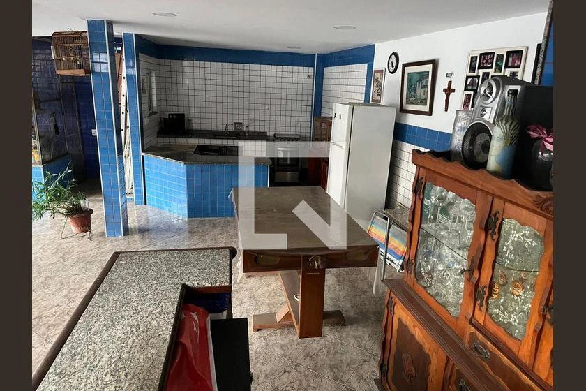 Casa mobiliada com 4 quartos e 350 m² — photo 28