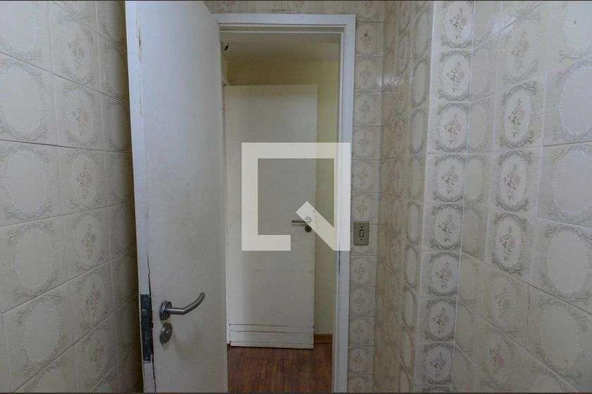 140 m² apartment with 4 bedrooms and 1 en-suite — photo 3