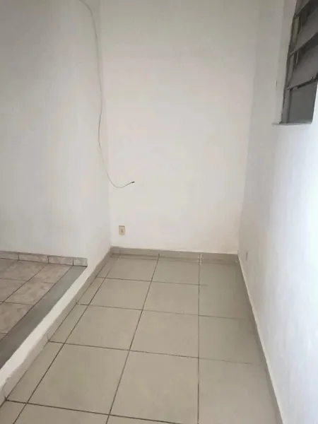 Apartamento sem mobília com 2 quartos e 1 banheiro — photo 5