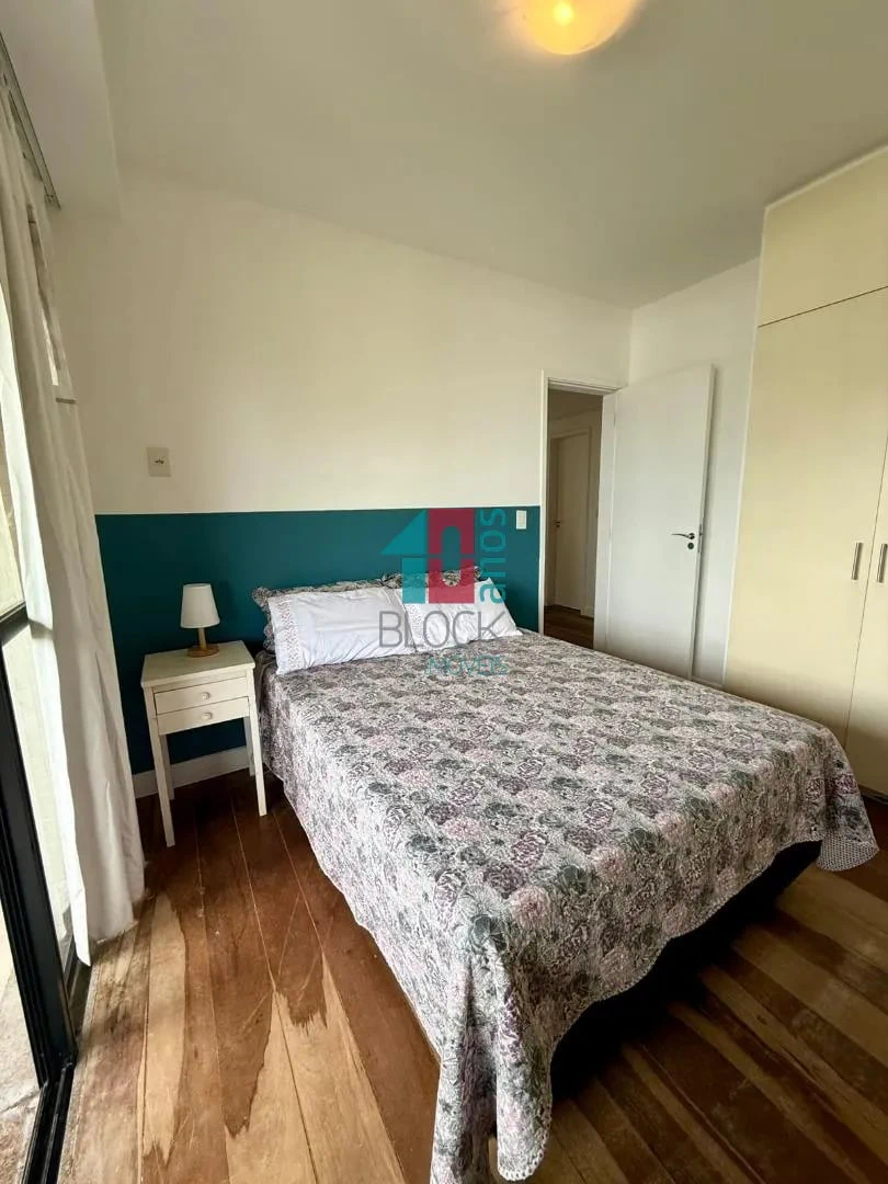 144 m² apartment with a home office and a water view — photo 27
