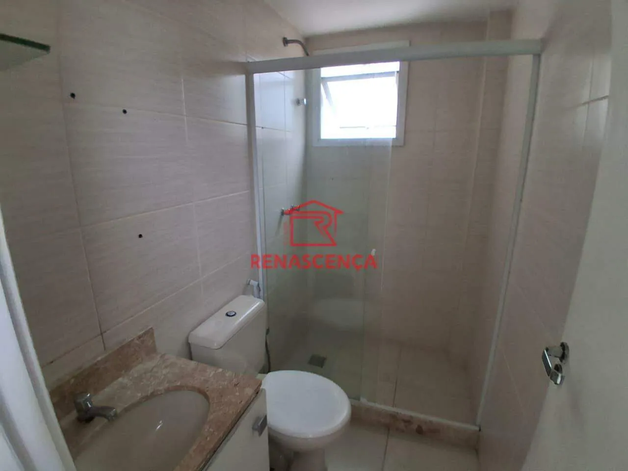 Apartamento de 2 dormitorios con vistas a la ciudad y montañas — photo 8