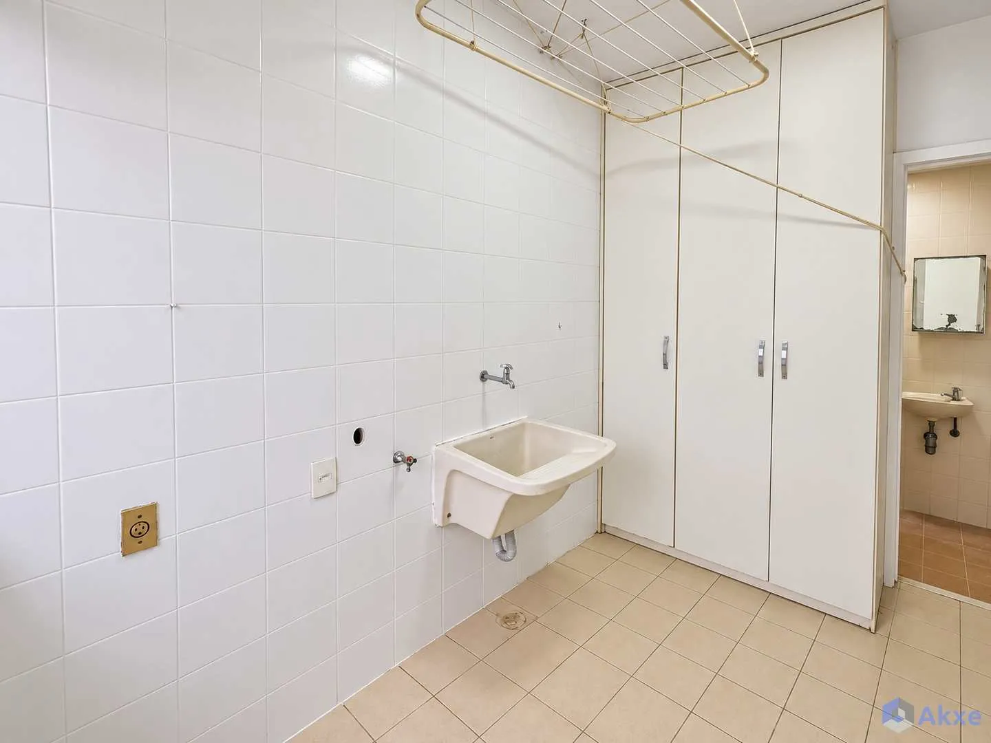 Apartamento de 2 quartos em condomínio com piscina aquecida — photo 36