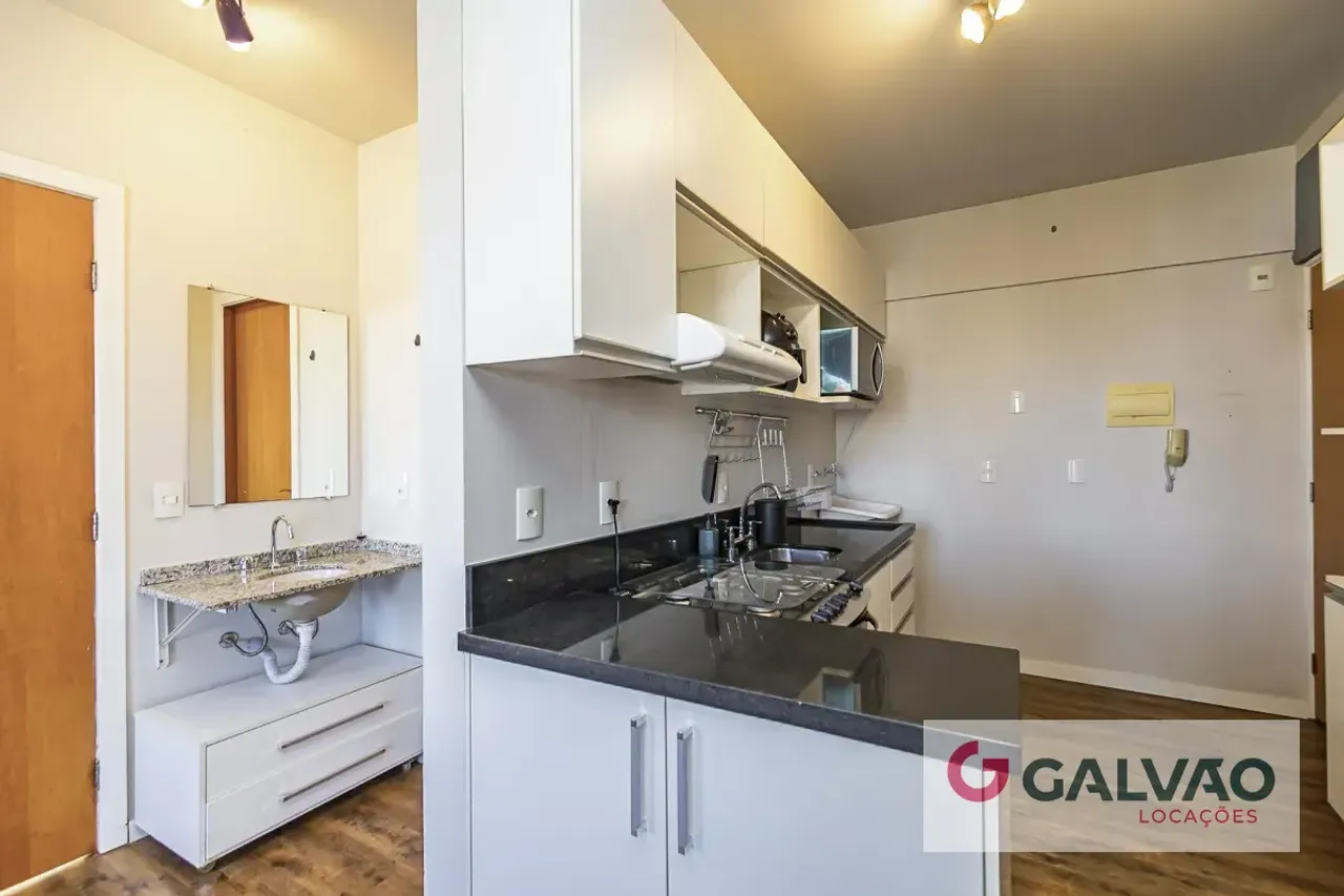 Apartamento amueblado de 1 dormitorio y balcón — photo 7