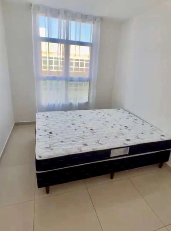 Furnished 40 m² studio with open-plan gas kitchen — photo 14