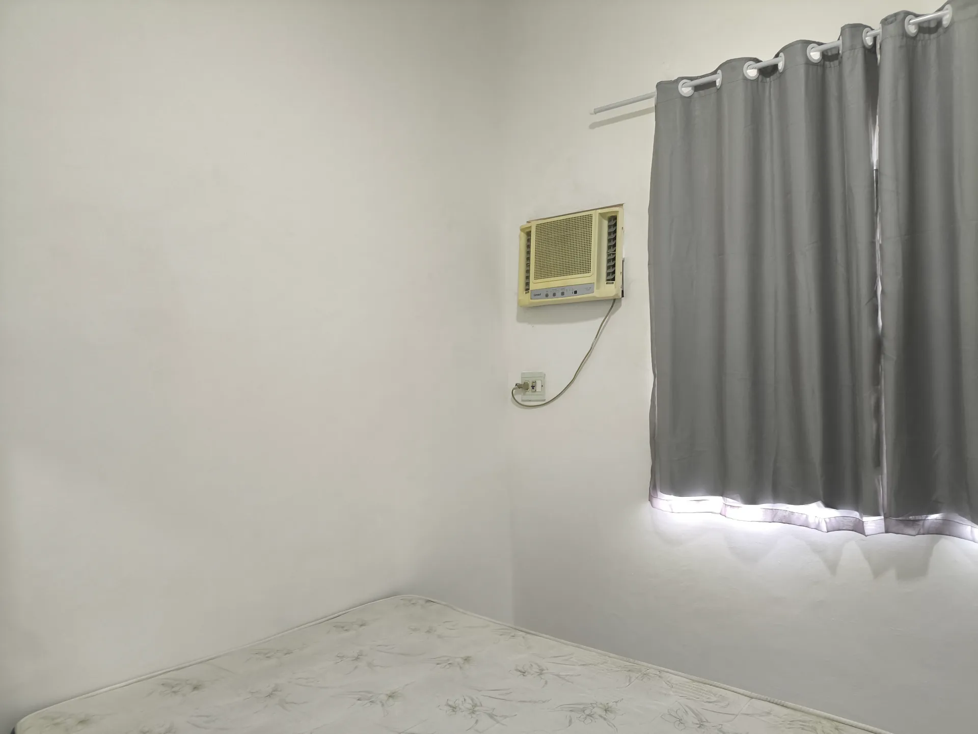 One-bedroom apartment with a washing machine — photo 21