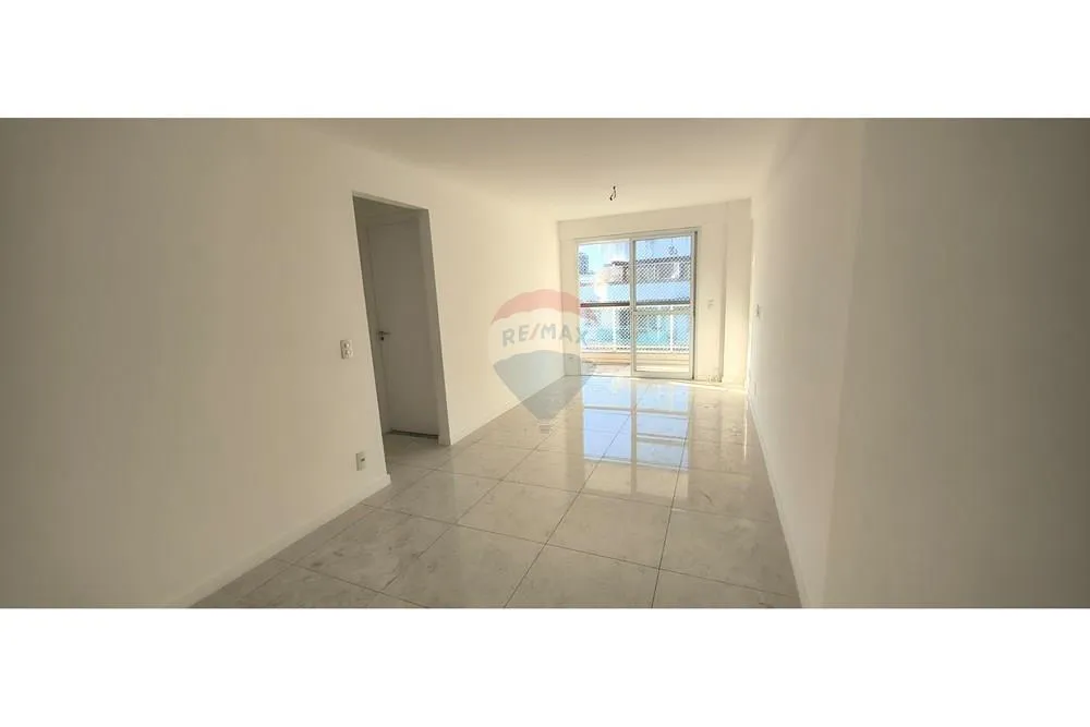 3-bedroom apartment with 3 bathrooms and 2 parking spots — photo 8