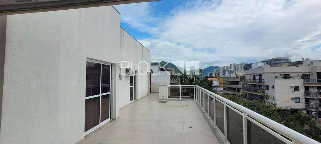 Furnished apartment with 3 bedrooms and 2 en-suites — photo 26