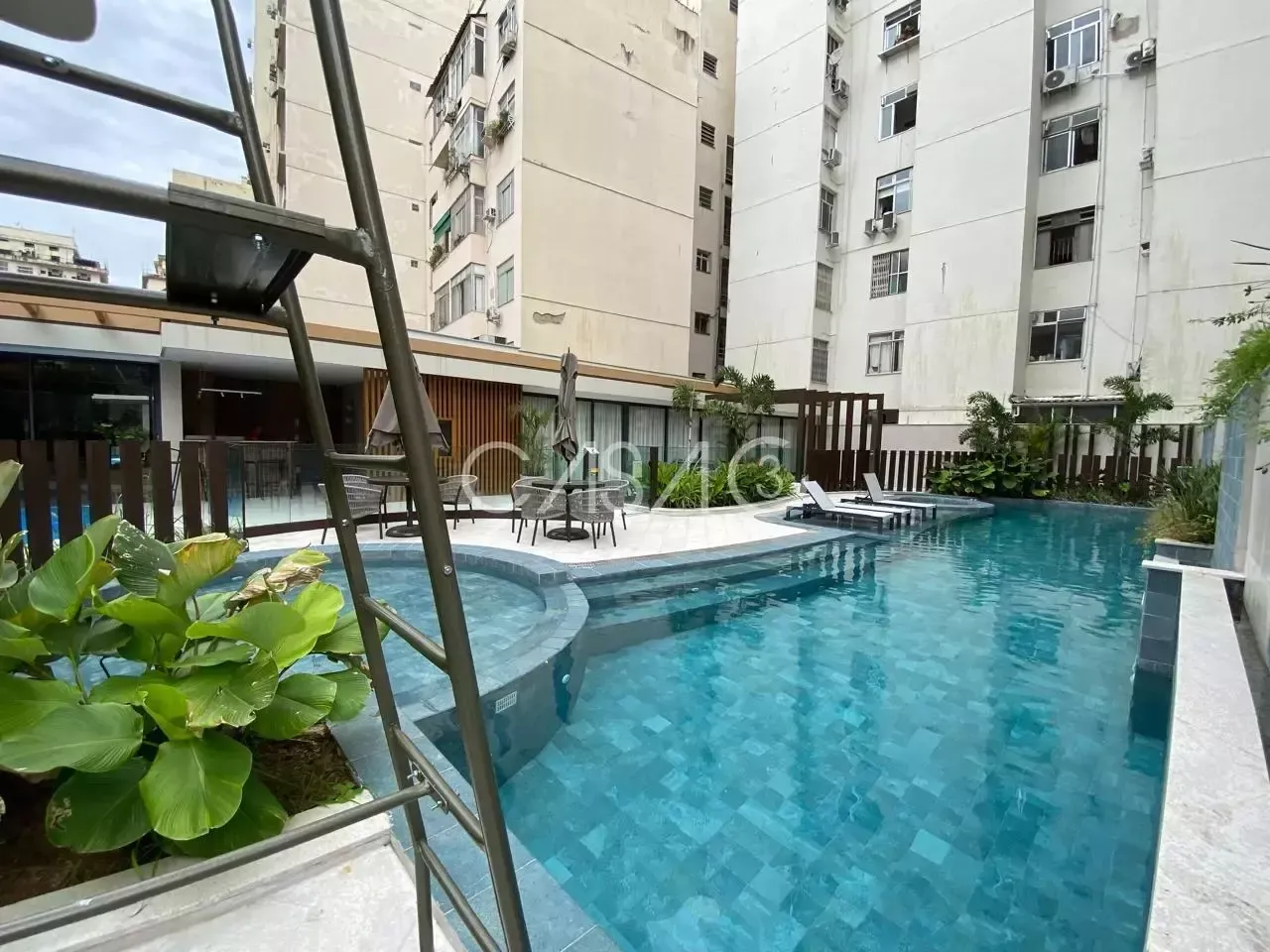 Рабочее место и 1 спальня: квартира 53 м² — photo 24
