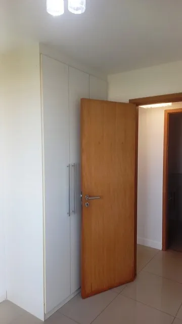 Top-floor apartment with 3 bedrooms and 4 bathrooms — photo 8