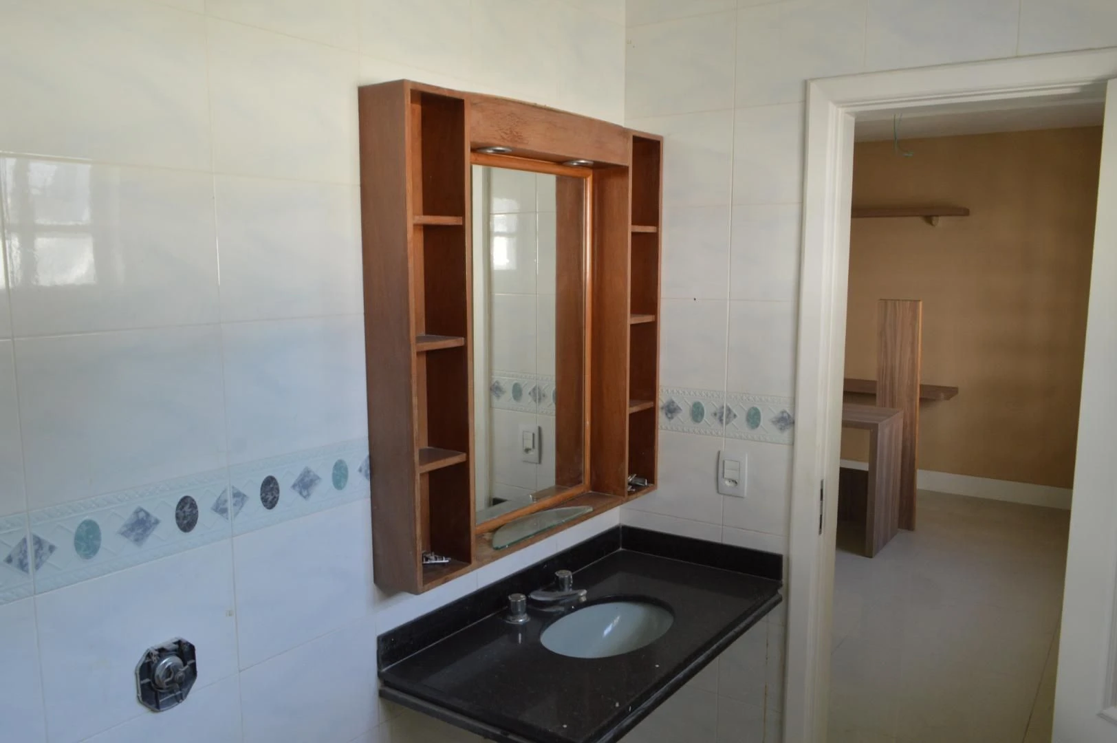 House, 362 m², with a jacuzzi — photo 24