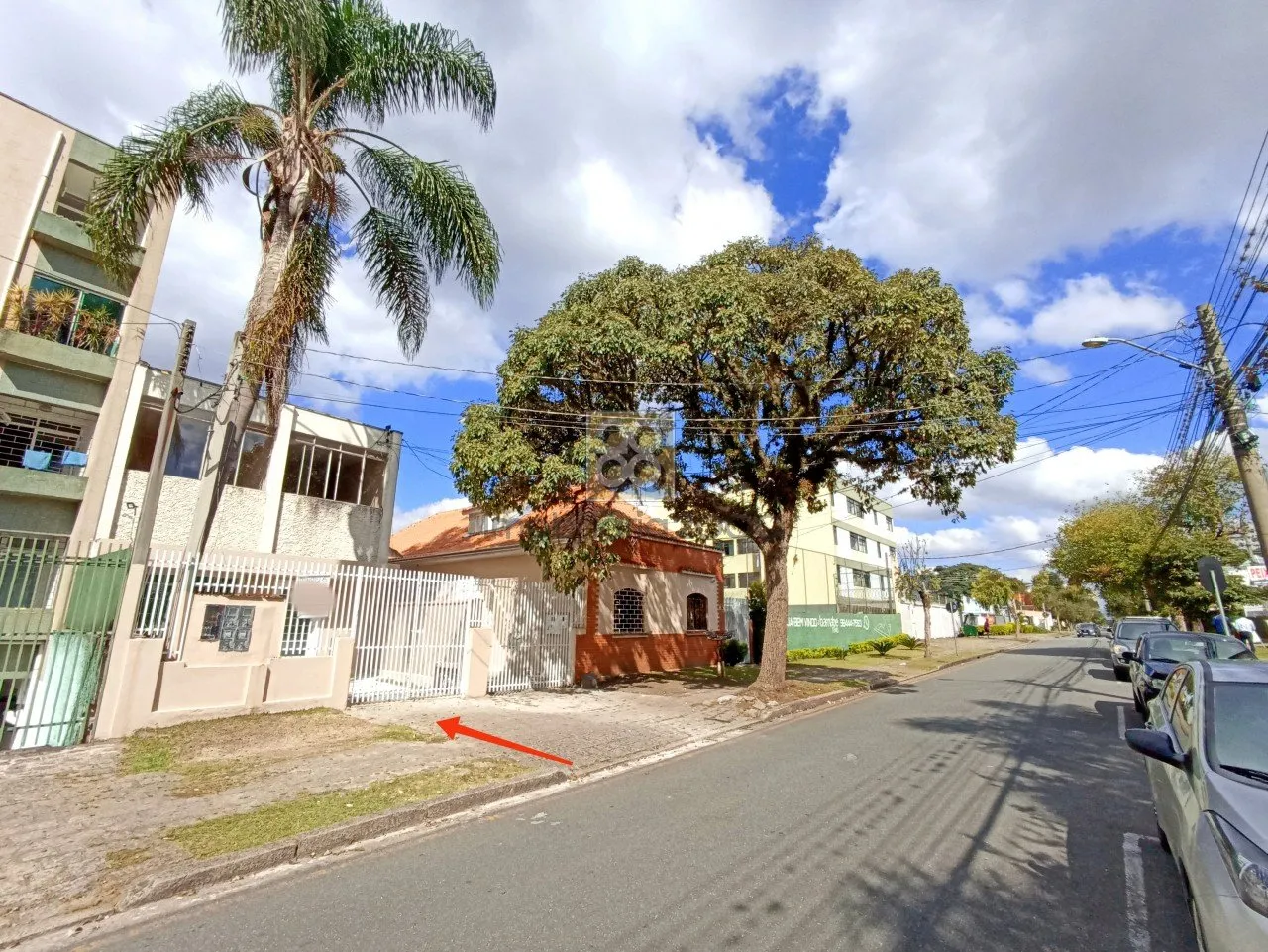 Ground-floor unfurnished house with 2 bedrooms and 85 m²