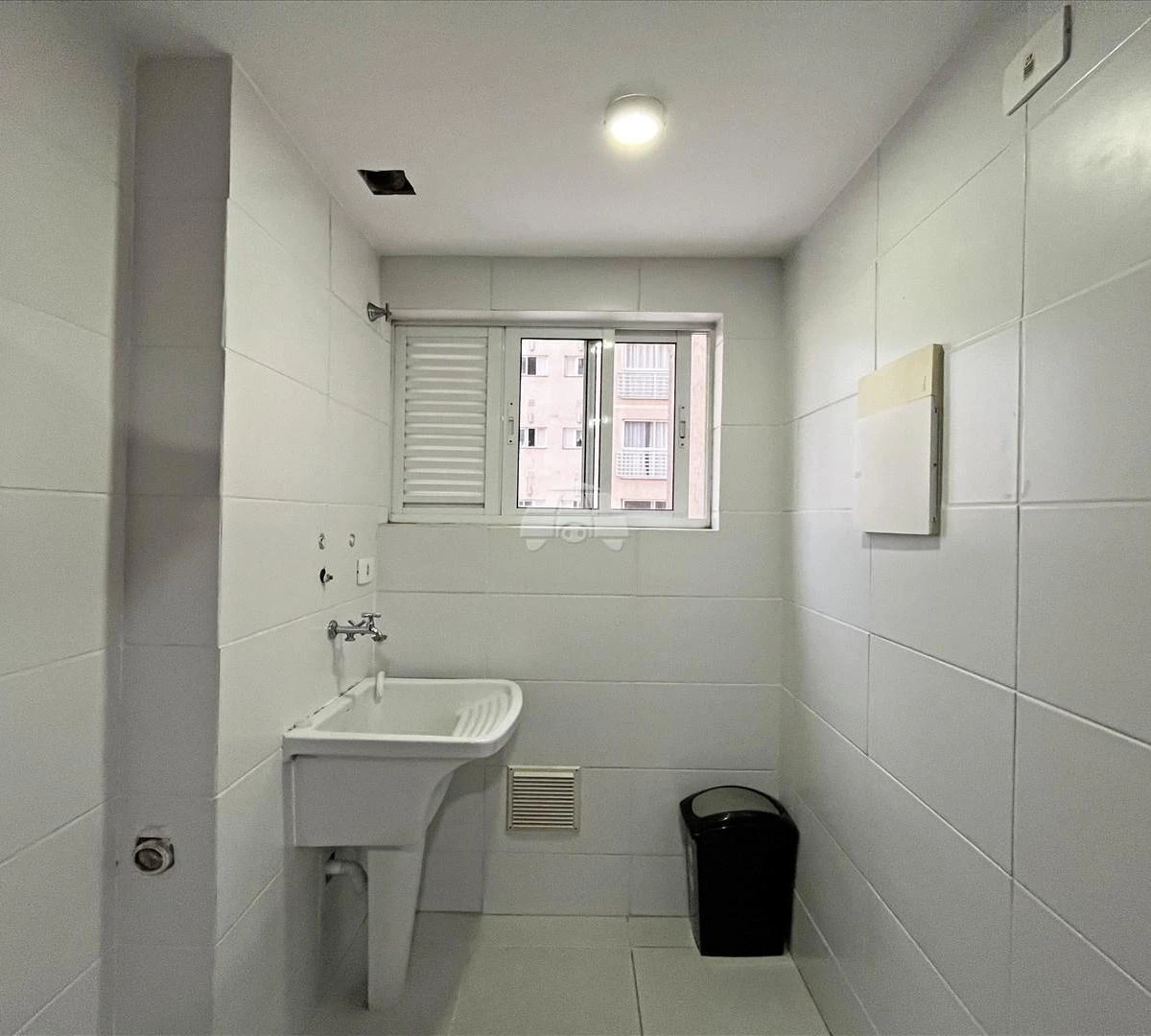 Furnished 2-bedroom apartment on the 4th floor — photo 21