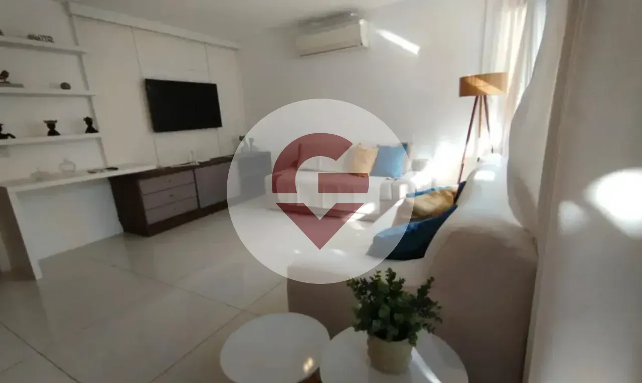 Будинок 220 м² з балконом із грилем та гардеробною — photo 3