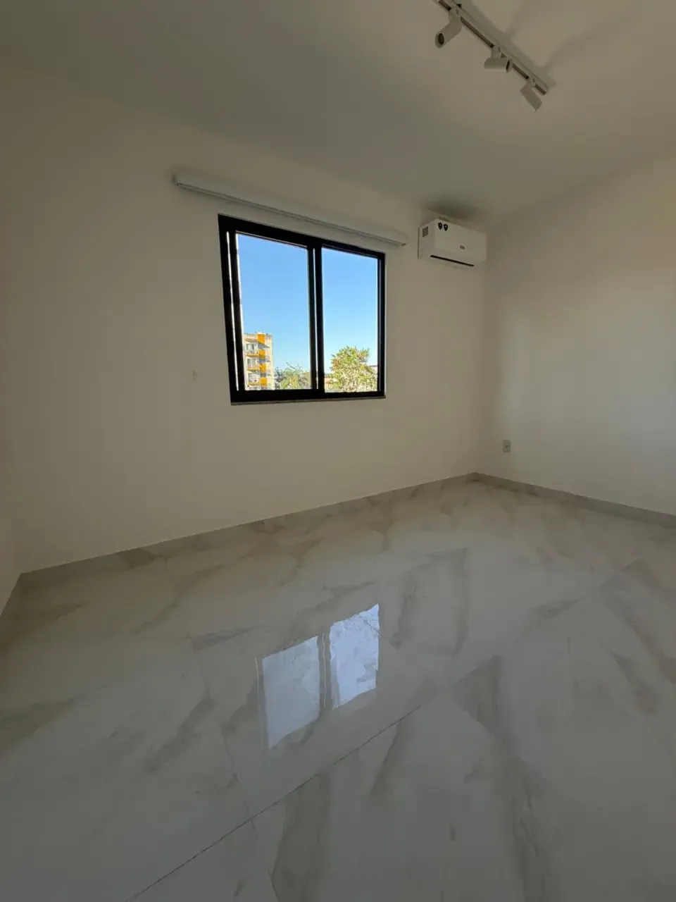 House for rent with 3 bedrooms and mountain views — photo 12