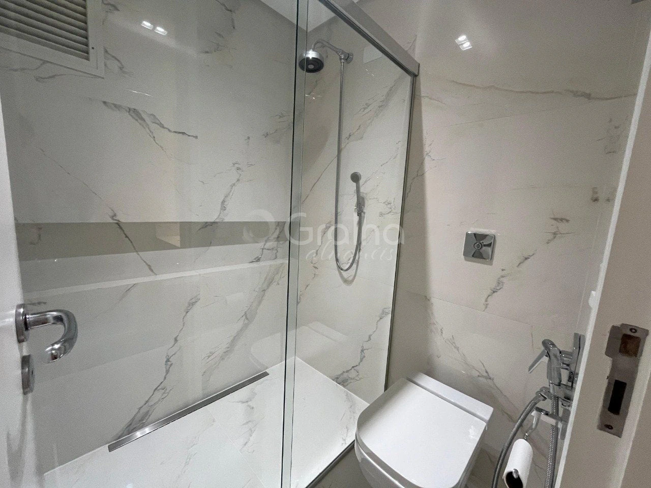 3-bedroom apartment with a washing machine in Florianópolis — photo 7