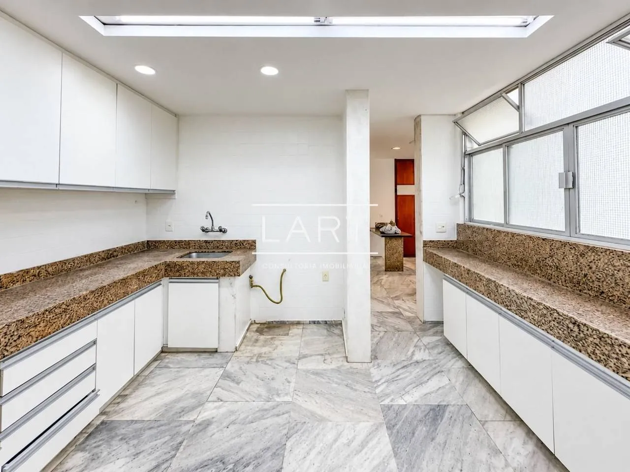 Apartamento sin amueblar de 225 m² con 3 dormitorios — photo 7