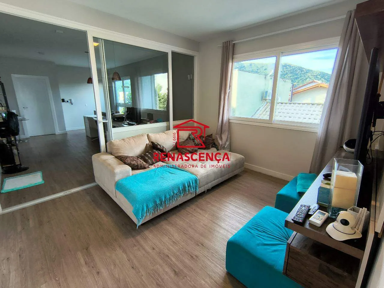 Меблированный дом с 4 спальнями-сюитами и садом 502 м² — photo 6