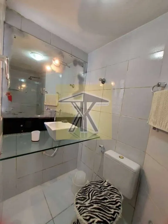 3-bedroom apartment with a washing machine in João Pessoa