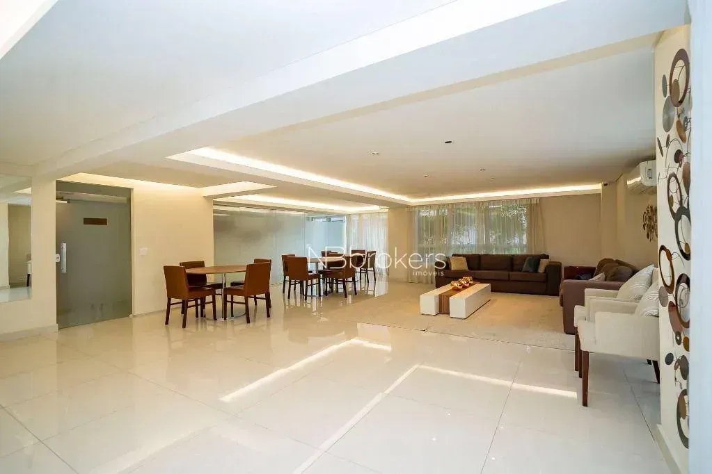 Furnished 2-bedroom apartment with private garden — photo 37