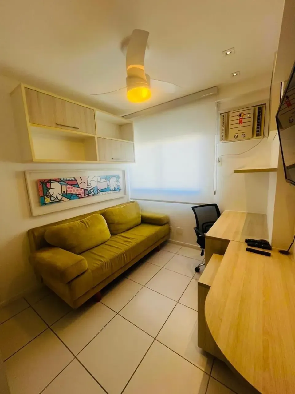 2-bedroom apartment with 2 bathrooms and a balcony — photo 8