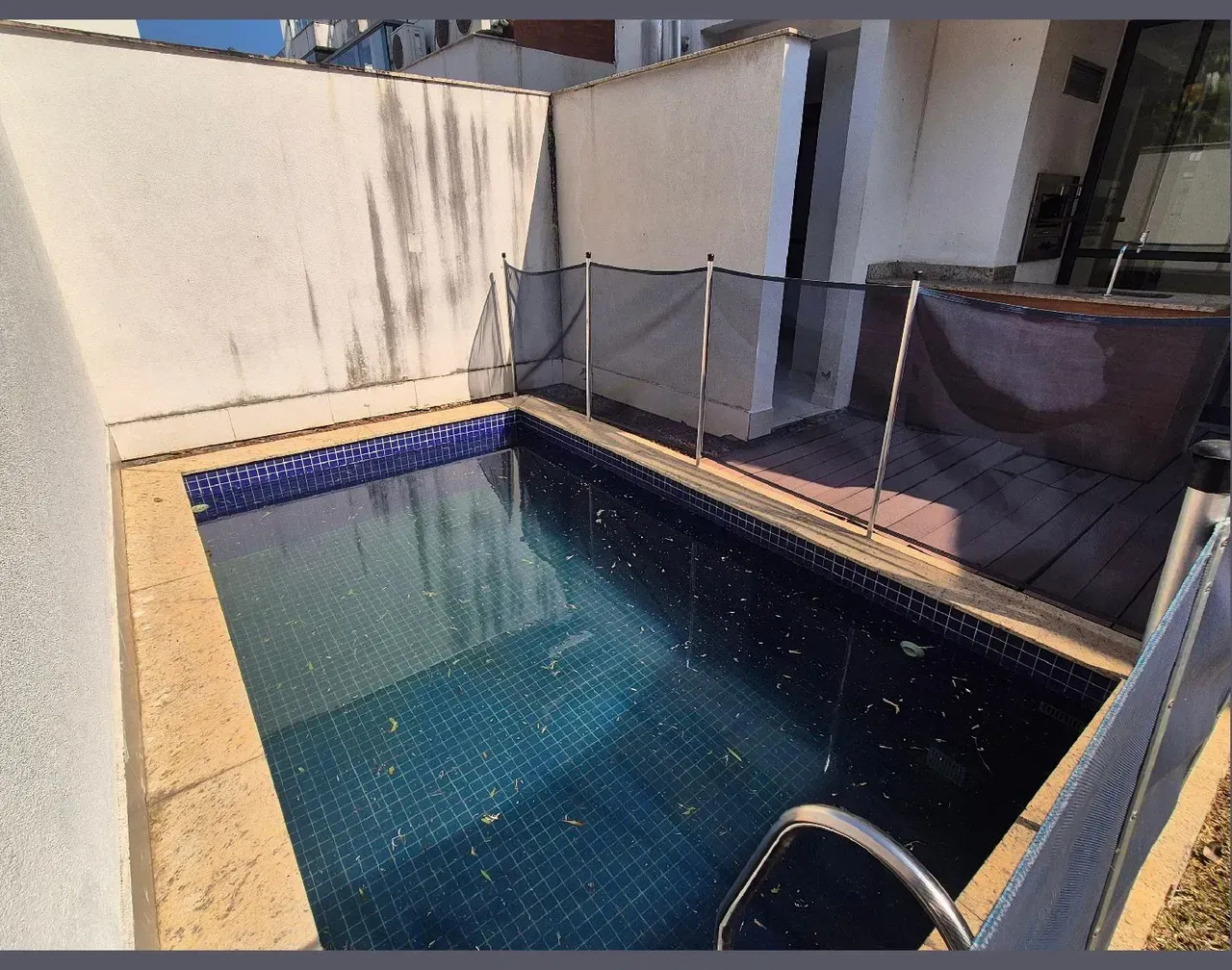 Rental house with 4 bedrooms and 300 m² — photo 3