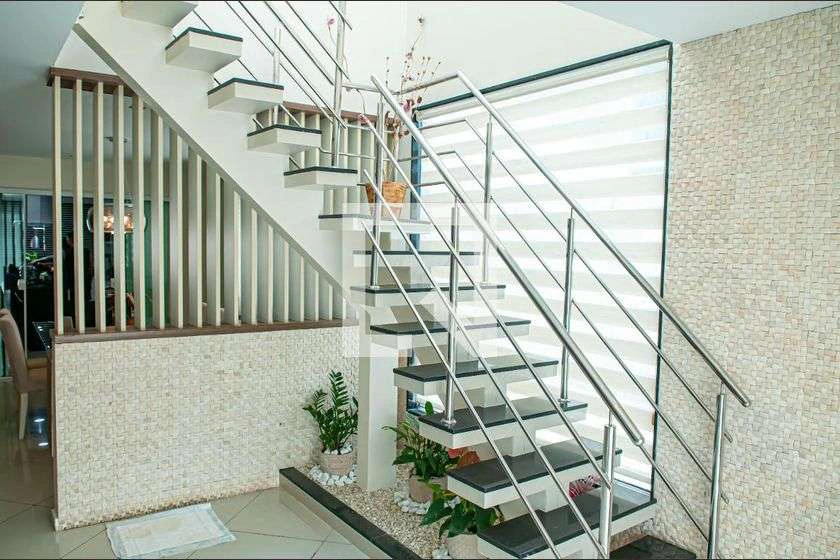 House for rent 480 m² with 4 bedrooms and 6 parking — photo 20