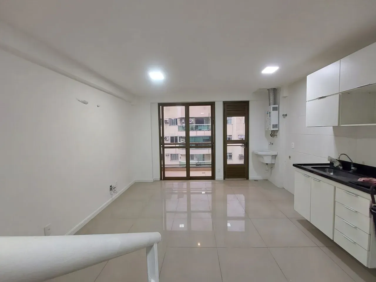 Duplex apartment with 1 bedroom and 2 bathrooms — photo 6