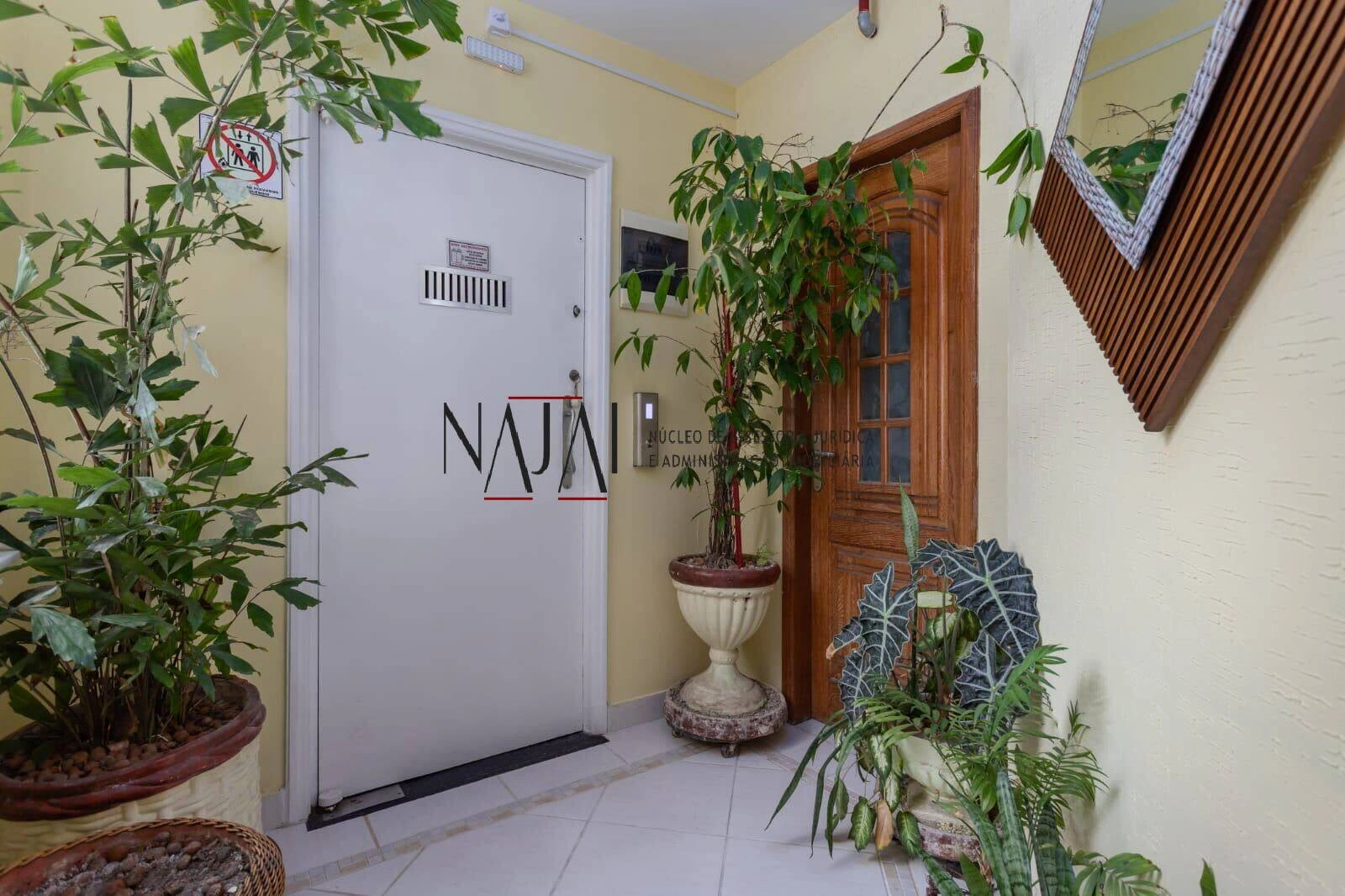 Washing machine in a 3-bedroom apartment, 168 m² — photo 9