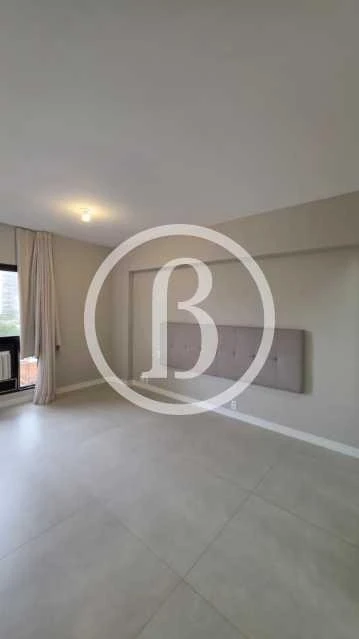 Apartamento de 130 m² com 3 quartos e varanda — photo 12